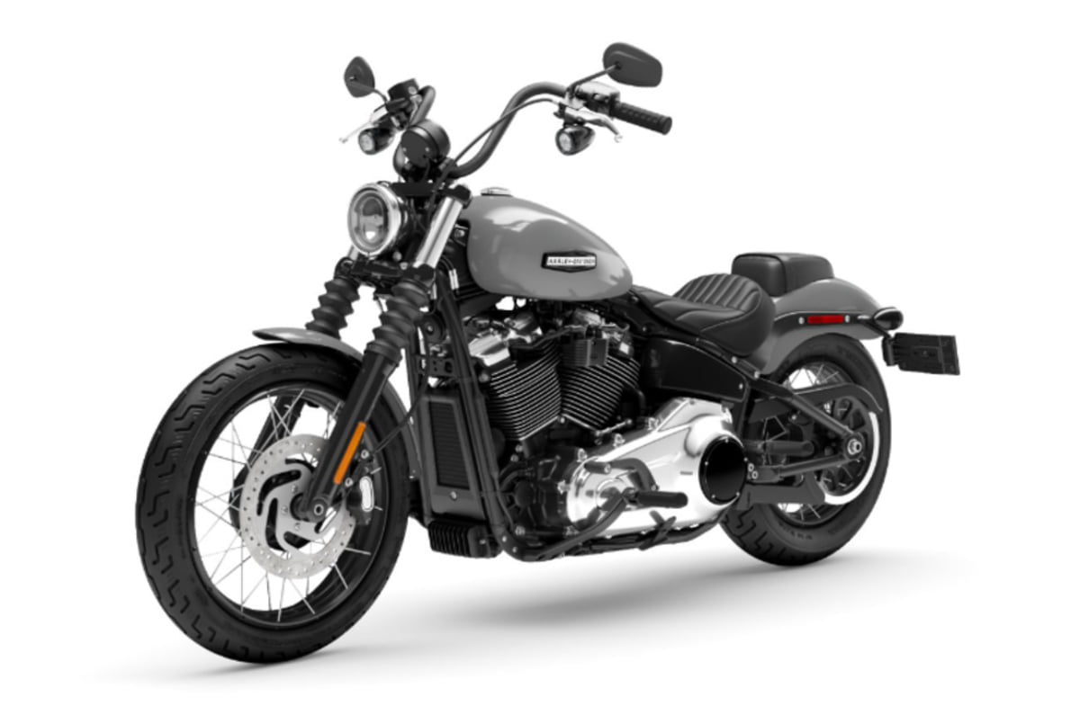 Harley Davidson Street Bob front left three quarter